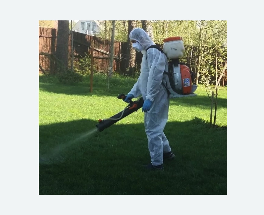 Обработка территории от клещей в Константиновске